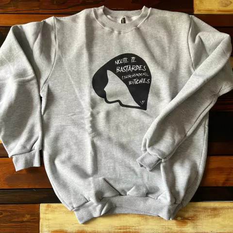 BUZO BLESSED L EN OFERTA y STOCK!