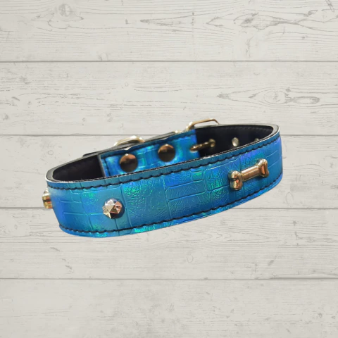 COLLAR TURQUESA METALIZADO CON HUESOS (TALLE S)