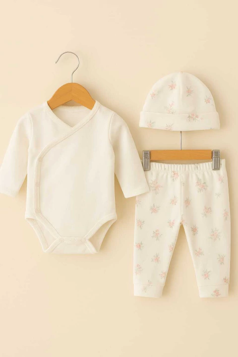 Set de 3 piezas estampado body cruzado + pantaloncito+ gorro - comprar online