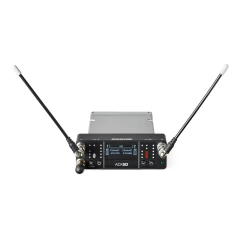 Shure ADX5D-A Receptor Doble Portátil - Modelo Shure, Frecuencia UHF, Pantalla LCD, Alcance de 100 metros - Ideal para Presentaciones y Eventos en Vivo on internet
