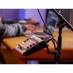 ZOOM ZV3 Procesador de voz - online store