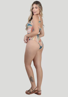 MAIÔ JUCY FEMININO 00709 EST ATOL COM PROTEÇÃO UV na internet