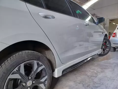 Body Kit Onix Hatch Aerofólio, Saia Lateral + Spoiler Dianteiro 2020 até 2023 - Sem Pintar