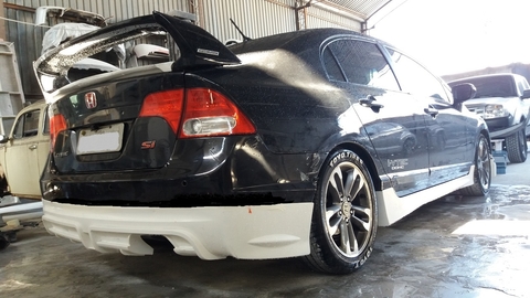 Spoiler Traseiro + Saia Lateral Mugen Honda Civic Mugen - Sem Pintar