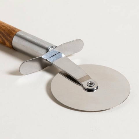 Rueda Corta Pizza Acero Inox Y Acacia 22 Cm (0101B23) - comprar online