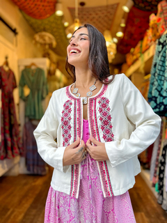 chaqueta bordada