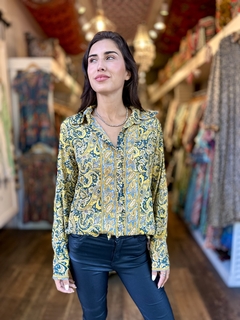 CAMISA SEDA LIRIOS - comprar online