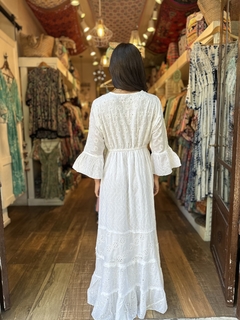 Vestido Largo Withe Broderie Mangas - Shanti Hippie Chic
