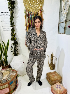 CONJUNTO PIJAMA SEDA en internet