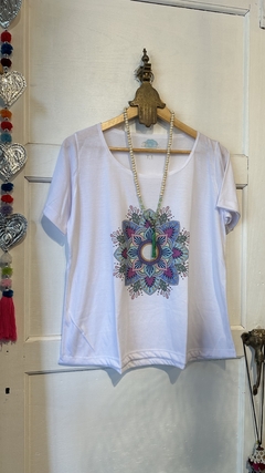 Remera Shanti - comprar online