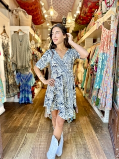 vestido corto cruzado seda - Shanti Hippie Chic