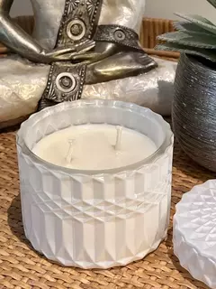 Vela de Soja Hindi Blanca Naranja y Pimienta en internet