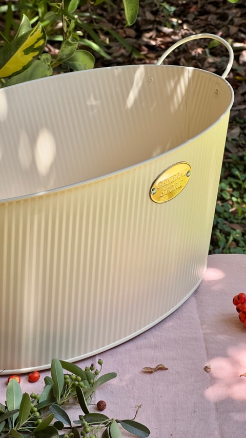 Frapera Oval Cream