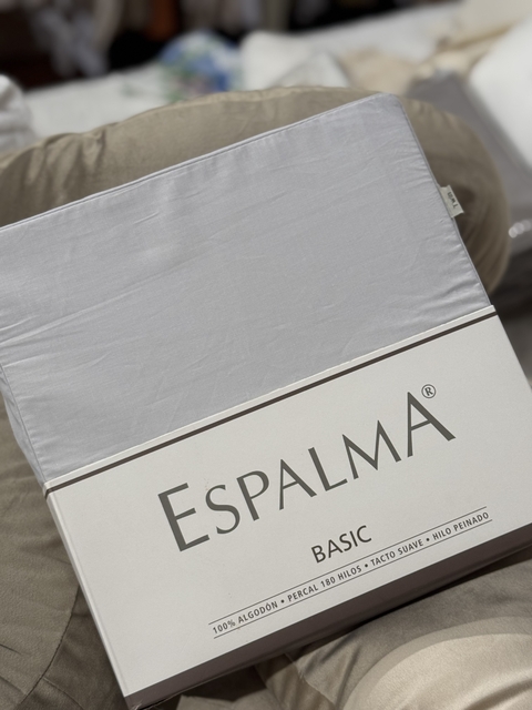 Juego Sábanas Basic King Size ceniza - comprar online