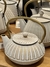 Tetera Hierro Fuji Cintas White - tienda online