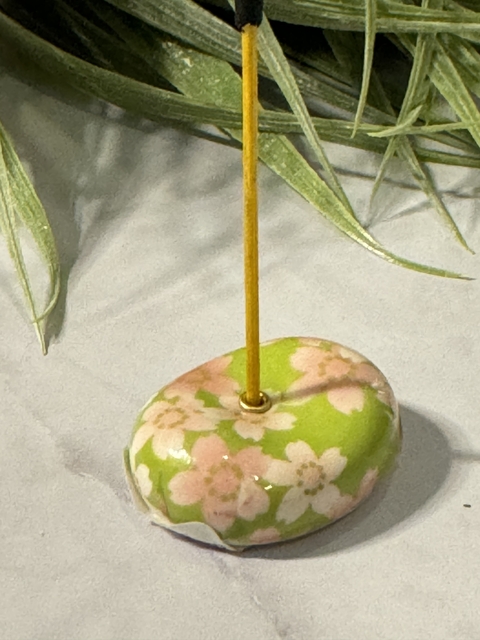 Porta Sahumerio Florcitas Rosa y Verde