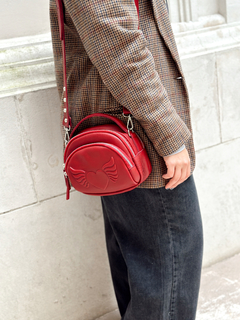 Bandolera Eva Cherry en internet