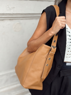 //PRE ORDER // tote CAPRI suela