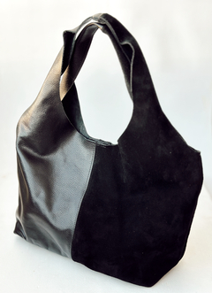 // Pre order // Tote LISBOA black en internet