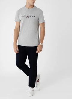 Camiseta Masculina Tommy Hilfiger Cinza Logo - TH7435 - Tamanho GG - comprar online