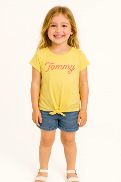 Camiseta Tommy Hilfiger Infantil Amarela Logo Bordado - TH0348 - Tamanho 4 - 5 anos - comprar online