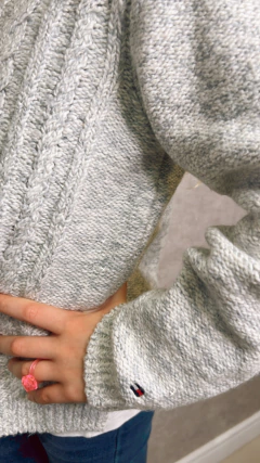 Blusão Tommy Hilfiger Menina Cinza - TH623 - Tamanho 6 - 7 anos - Mimos de Orlando