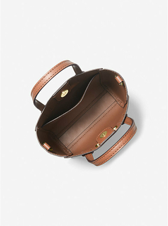 Bolsa Transversal Michael Kors Vincent Extra Pequena c/porta cartão Vanilla/Marrom - Mimos de Orlando