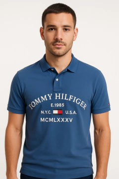 Camiseta Masculina Gola Polo Tommy Hilfiger Azul - TH009 - Tamanho G - comprar online