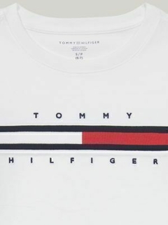 Camiseta Manga Longa Tommy Hilfiger Branca - TH0012 - Tamanho 8 - 10 anos na internet