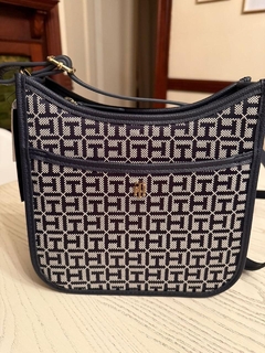 Bolsa Tommy Hilfiger Crossbody Azul Marinho Logo na internet