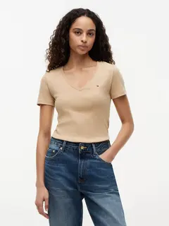 Camiseta Feminina Tommy Hilfiger Gola V Creme - TH827 - Tamanho GG