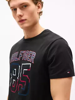 Camiseta Masculina Tommy Hilfiger Preta Logo - TH6766 - Tamanho P - Mimos de Orlando