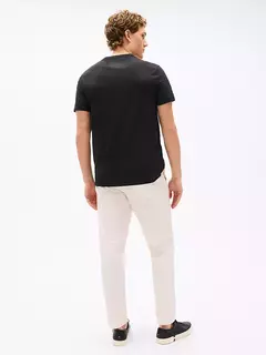 Camiseta Masculina Tommy Hilfiger Preta Logo - TH6766 - Tamanho P - loja online