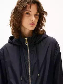 Jaqueta Corta Vento Feminina Azul Marinho Tommy Hilfiger - TH6242 - Tamanho M na internet