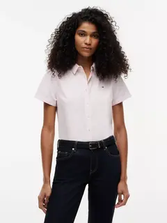 Camisa Feminina Tommy Hilfiger Oxford com Mangas Curtas - Rosa Claro - TH2652 - Tamanho M