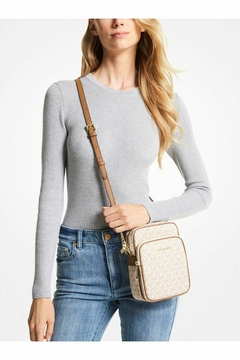 Bolsa Michael Kors Transversal Jet Set Logo Média - loja online