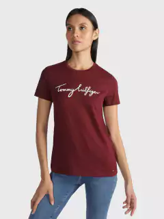 Camiseta Feminina Tommy Hilfiger Slim Vinho - TH125 - Tamanho P