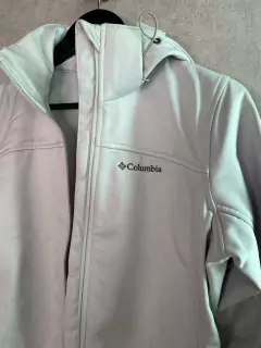 Jaqueta Columbia Hood Mountain Softshell Feminina Gelo - Tamanho P - Mimos de Orlando