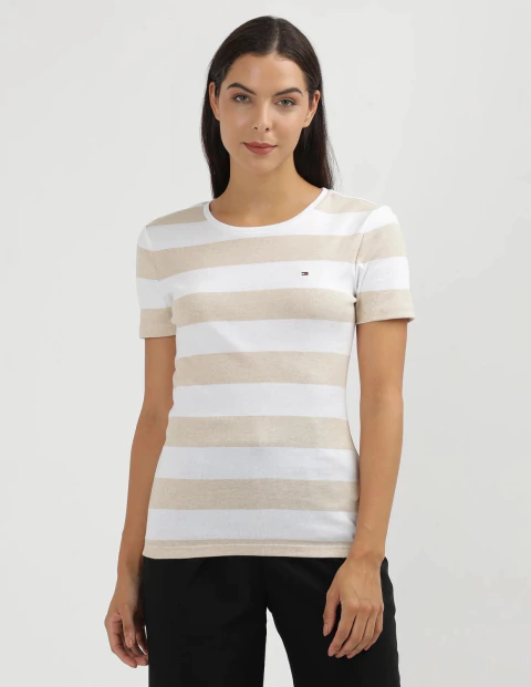 Camiseta Feminina Tommy Hilfiger - TH4975- Bege/Branca - Tamanho GG
