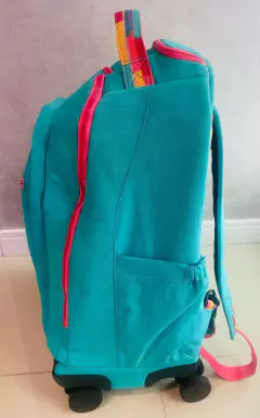 Mochila Kipling com rodinhas New Zea para laptop de 15 polegadas - Verde