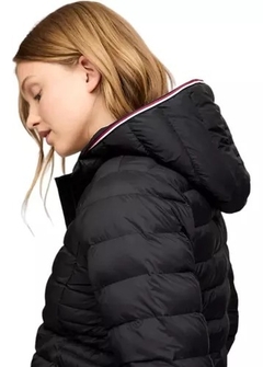 Jaqueta Feminina Tommy Hilfiger Puffer Preta - TH74502 - Tamanho P - Mimos de Orlando