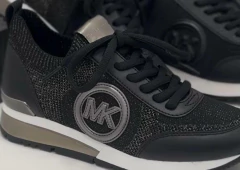 Tênis Michael Kors Preto/Prateado - Tamanho 8,5 USA - 38/39 Brasil na internet