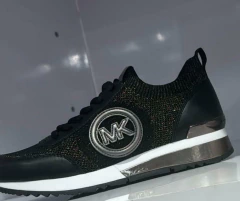Tênis Michael Kors Preto/Prateado - Tamanho 8,5 USA - 38/39 Brasil - comprar online