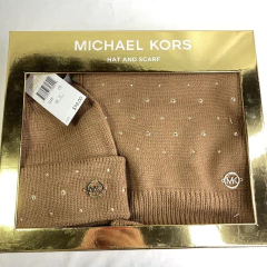 Kit Touca e Cachecol Michael Kors - Marrom com detalhes - Mimos de Orlando