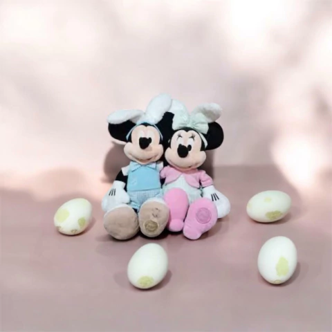 Casal Pelúcia Mickey & Minnie Páscoa - comprar online