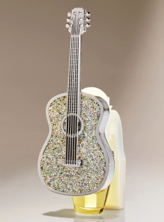 Difusor de tomada (Plugues Wallflowers ) da Bath & Body Works - Guitarra - Voltagem 110V - comprar online