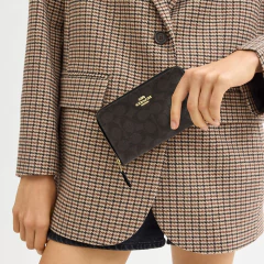 Carteira Coach Medium ID Zip Wallet In Signature Canvas - Walnut/Black na internet