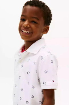Camiseta Strech Polo Tommy Hilfiger Branca - TH6716 - Tamanho 8 - 10 anos - Mimos de Orlando