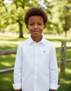 Camisa Social Tommy Hilfiger Stretch Oxford Branca - TH120 - Menino - Tamanho 8 - 10 anos na internet