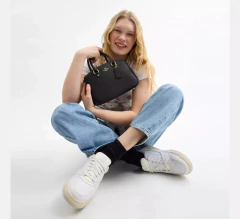 Bolsa COACH Savannah Small Carryall Bag - Black - comprar online